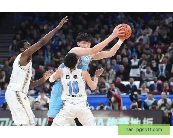 卡兰加哈嘹冲超关键时刻失误引发全场热议